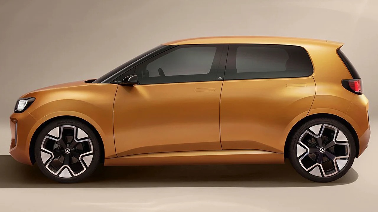Volkswagen ID. Up: 2027-ben érkezhet a 20 ezer eurós városi villanyautó 1 A Volkswagen 20 000 eurós elektromos autót készít
