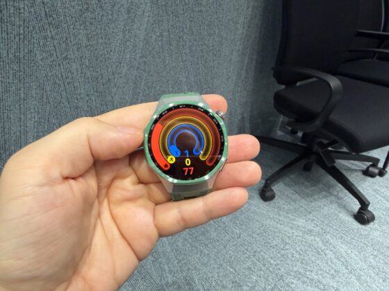 HUAWEI WATCH GT 7 Pro: az EasyCross Strap elrejti a szíj végét