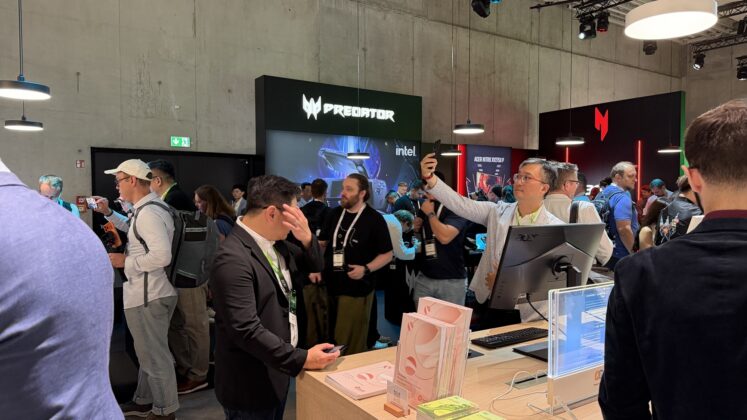 next@acer 2026: 799 grammos laptop, 1000 Hz-es monitor és a DualPlay Mini koncepció