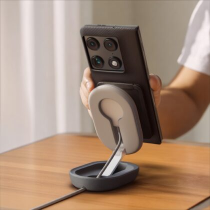 IFA 2026: 25 wattos Qi2.2 töltővel érkezik a Motorola moto snap wireless charger