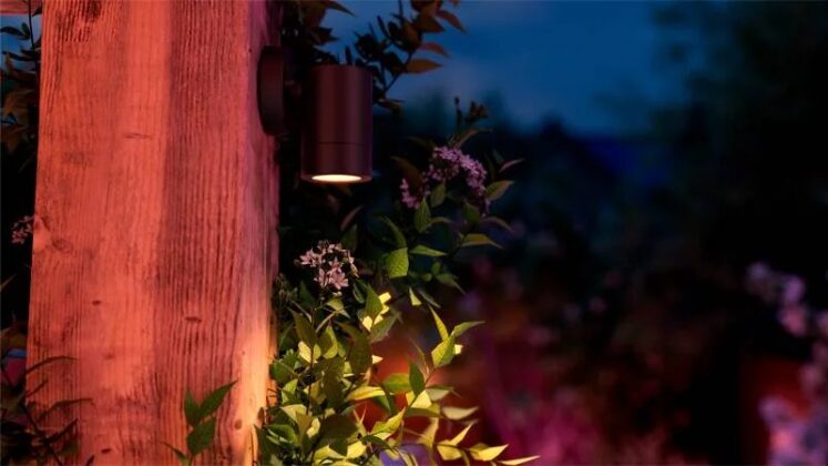 IFA 2026: kamerás tévészinkront, Nanoleaf-integrációt és AI-automatizálást kap a Philips Hue