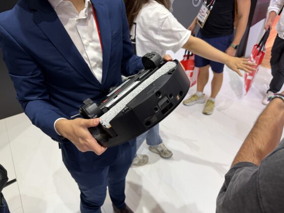Roborock Saros 20 Flow Complete: 36 000 Pa, görgős felmosó és magas küszöbök az IFA 2026-on
