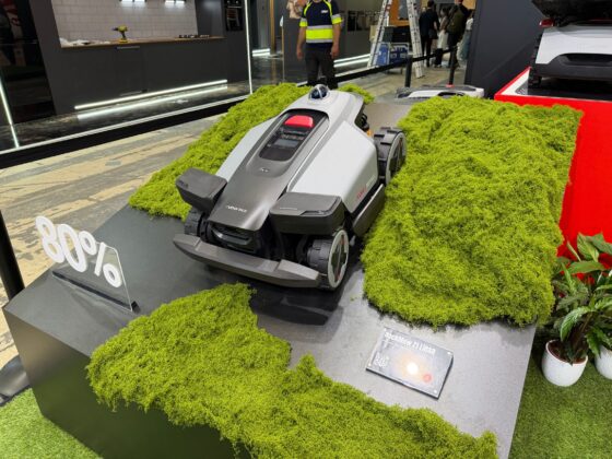 IFA 2026: lépcsőmászó robot, medencetisztító és új Saros modellek a Roborock standján