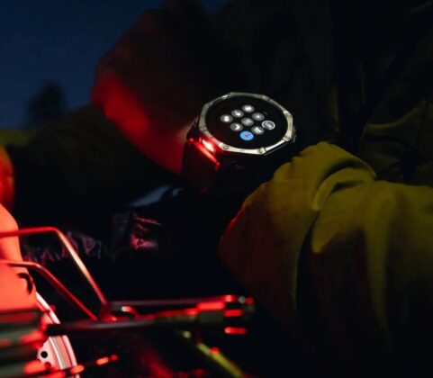 Az Amazfit T-Rex Dual Solar kétoldali napelemmel akár 51 napig is működhet