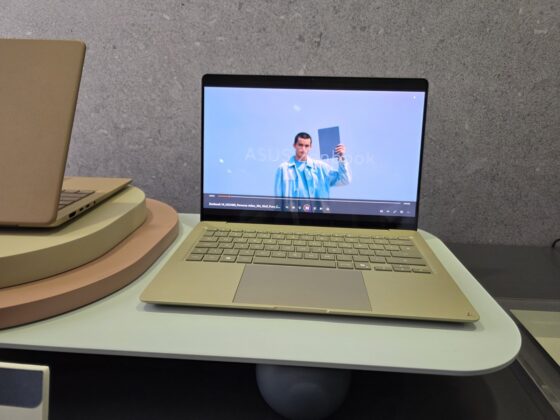 ASUS Zenbook 14 UX3480 az IFA 2026-on: strapabíróbb fedél, 1,1 kilogrammos kivitelben