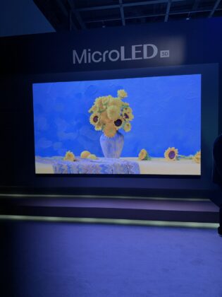 A Hisense UR8S és UR9S tévéiben külön vezérlik a vörös, zöld és kék MiniLED-háttérfényt