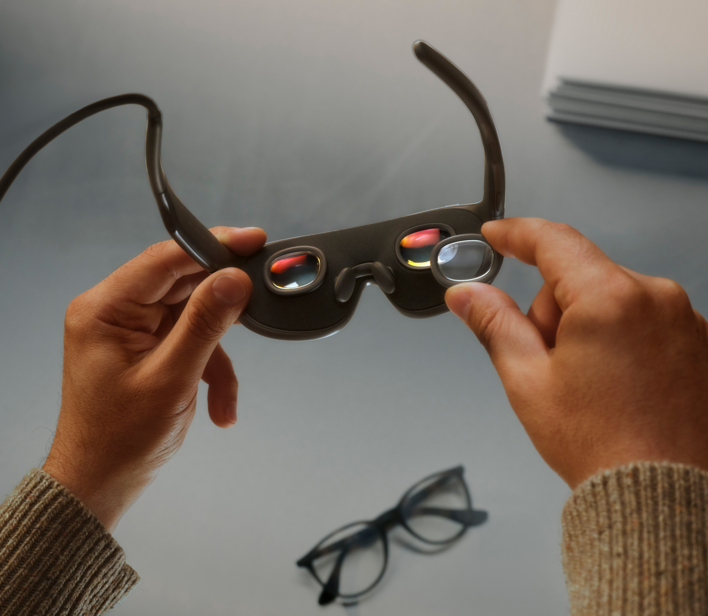 Meta VR Glasses: 100 grammos VR-szemüveg külső számítógéppel 1 Meta VR Glasses: 100 grammos VR-szemüveg külső számítógéppel
