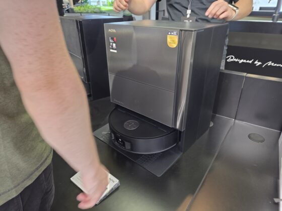MOVA V70 Ultra Complete X: kihúzható felmosóval és kefével támadja a sarkokat