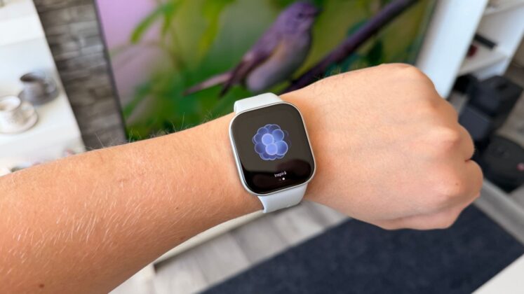 Redmi Watch 6 Active teszt: belépőszintű okosóra AMOLED kijelzővel, két hetes üzemidővel és Bluetooth-hívásokkal, várhatóan 16–17 ezer forint körül