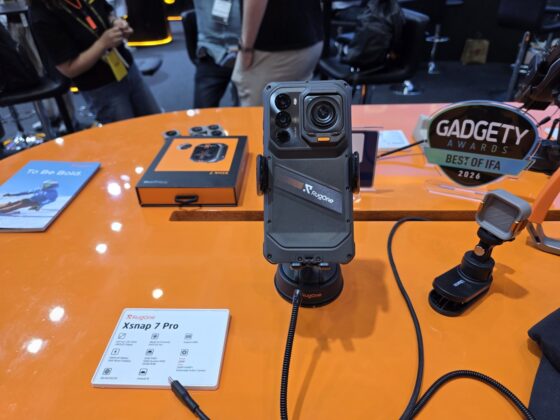 Telefon és akciókamera egyben: ilyen a RugOne Xsnap 7 Pro