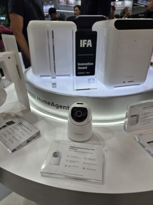 Az UGREEN HomeAgent rendszere azonnal riasztotta a „betolakodót” az IFA 2026-on