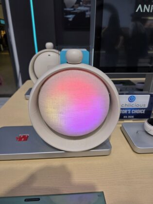 Az éjjeliszekrényen maradhat az óra: radar figyeli az alvást a Soundcore SleepLab Próban