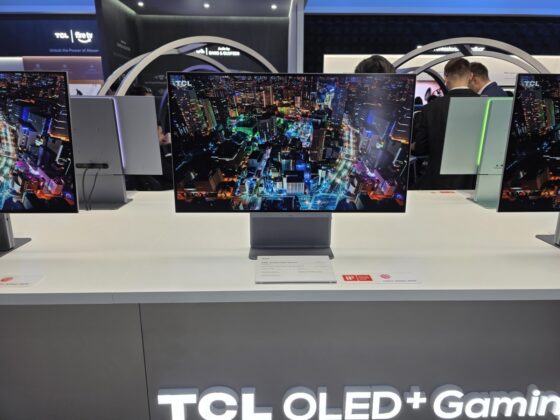 TCL 32X3A OLED+: 4K/240 Hz-es monitor 480 Hz-es Full HD móddal és tükröződéscsökkentéssel