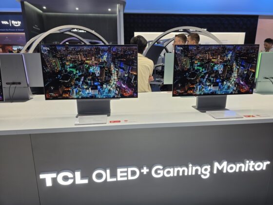 TCL 32X3A OLED+: 4K/240 Hz-es monitor 480 Hz-es Full HD móddal és tükröződéscsökkentéssel