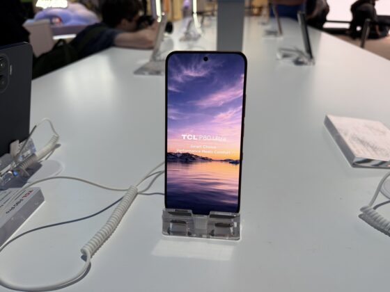 TCL P80 Ultra: az NXTPAPER AMOLED mellé végre komolyabb hardver is érkezik