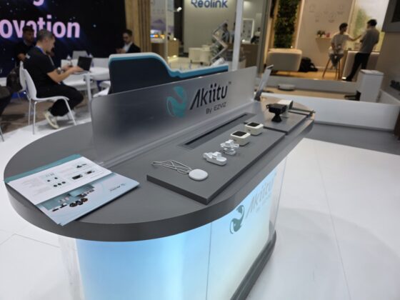Az EZVIZ az IFA 2026-on: tenyérvénás zár, gőzös robot és otthoni AI-szerver