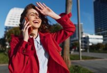 A Vodafone és az Ericsson hálózati AI-jal fordítaná le a telefonhívásokat