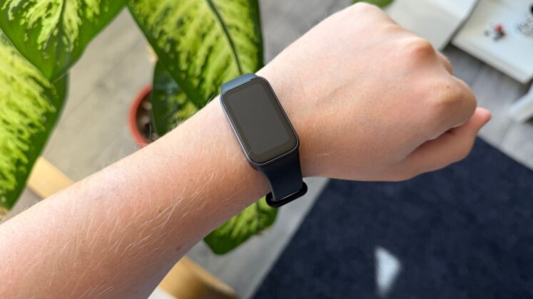 Xiaomi Smart Band 11 Active teszt: van még helye a klasszikus fitneszkarkötőnek 2026-ban?