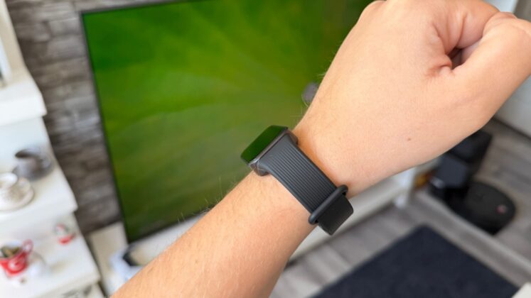 Xiaomi Smart Band 11 Active teszt: van még helye a klasszikus fitneszkarkötőnek 2026-ban?
