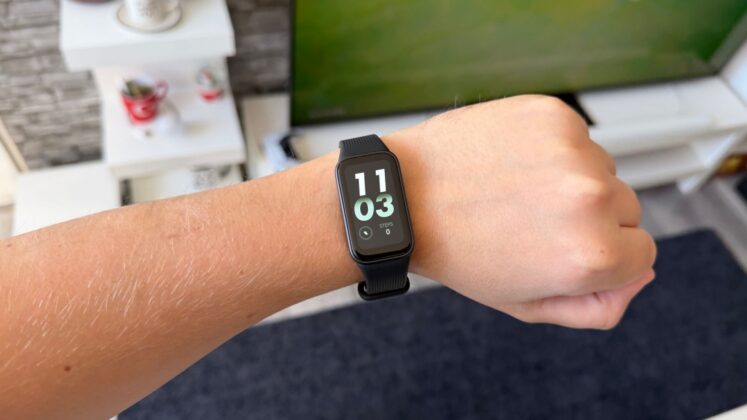 Xiaomi Smart Band 11 Active teszt: van még helye a klasszikus fitneszkarkötőnek 2026-ban?