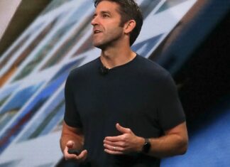 John Ternus szerint memóriaválság sújtja az Apple-t is; szóba került az iPhone Duo és a Gemini-alapú Siri
