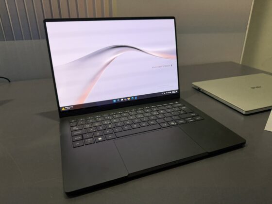 Bemutatkozott az ASUS ExpertBook A7: 10,3 mm-es üzleti laptop 3K OLED kijelzővel