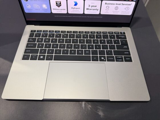 Bemutatkozott az ASUS ExpertBook A7: 10,3 mm-es üzleti laptop 3K OLED kijelzővel
