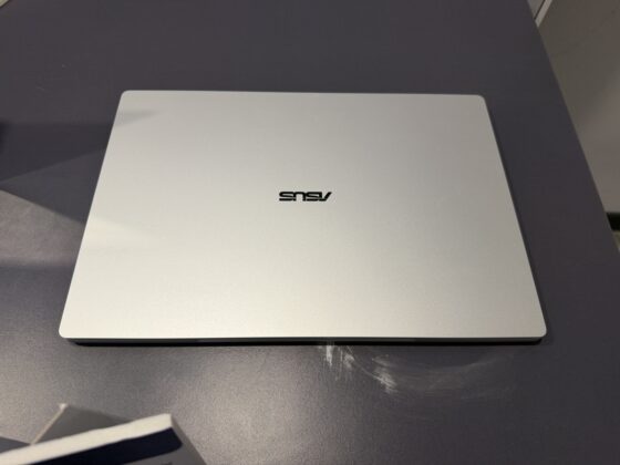 Bemutatkozott az ASUS ExpertBook A7: 10,3 mm-es üzleti laptop 3K OLED kijelzővel