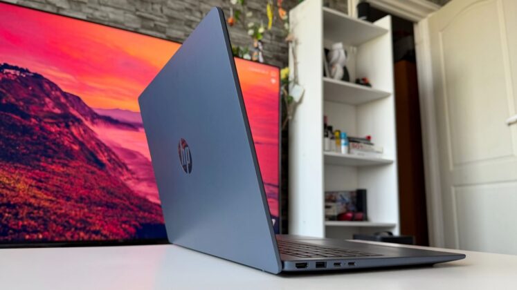 HP OmniBook 3 teszt: 16 hüvelykes társ hibrid munkához, tanuláshoz és multitaskinghoz