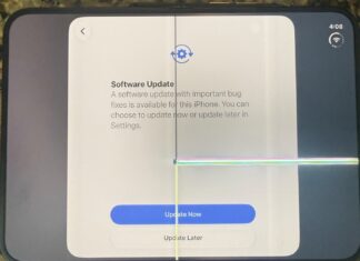 Az iPhone Duo második napján már a hajtásnál repedő kijelzőkről érkeznek beszámolók