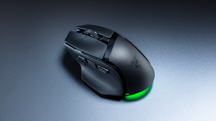 A Razer Basilisk V4 Pro vezeték nélküli töltődokkal már közel 100 ezer forintos egér lehet