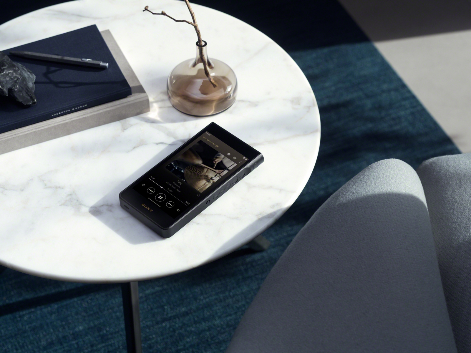 Sony Walkman 2 millió forint körül: aranyozott réz, Android 16 és 670 gramm 1 Sony Walkman NW-WM1AM3 és NW-WM1ZM3: aranyozott réz, Android 16 és 670 gramm