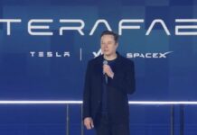 A Tesla és a SpaceX egyesülését vizsgálják: 3,5 ezermilliárd dolláros vállalat jöhet létre